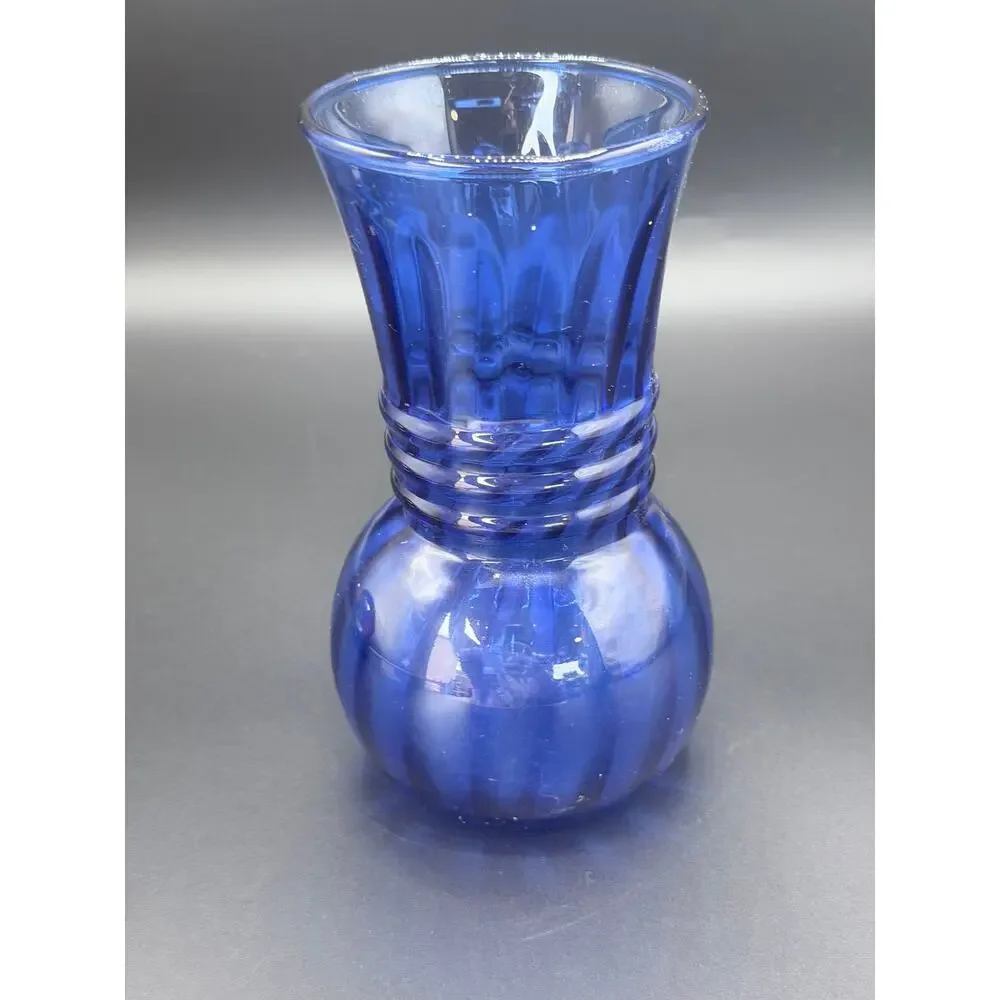 Vintage Indiana Glass Cobalt Blue Swirl Ribbed Ring Bud Vase 6.75 Inch